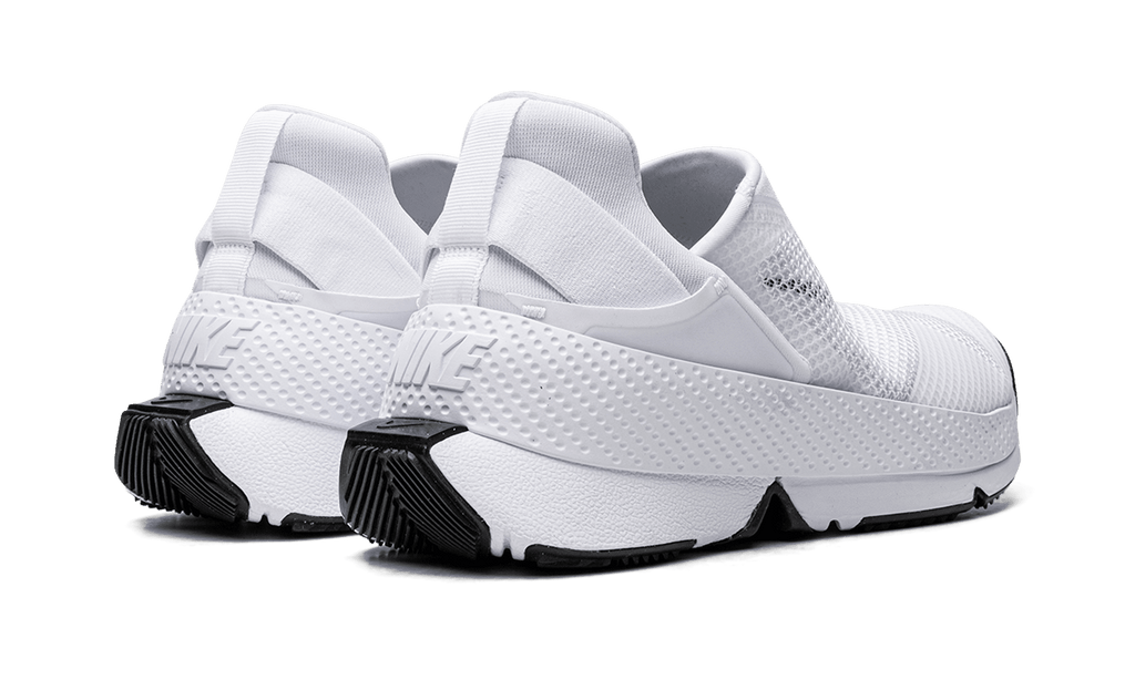 NIKE WOMENS GO FLYEASE MNS WMNS DR5540 102 from Stadium Goods