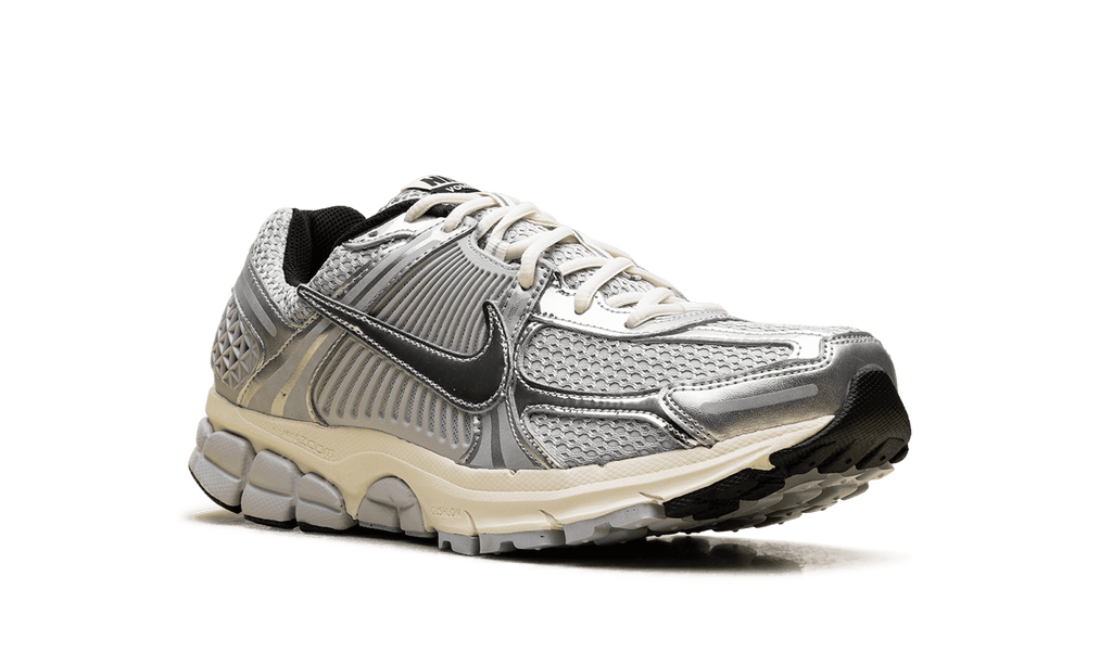 NIKE MENS Zoom Vomero 5 "Grey Fog Chrome" IM3486 002 IM3486 002 from Stadium Goods