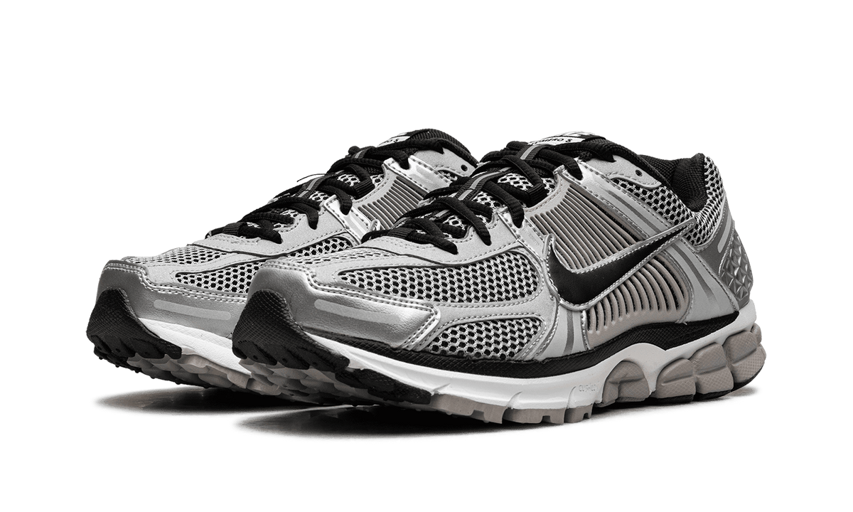 NIKE MENS Zoom Vomero 5 "Grey" FJ4151 007 FJ4151 007 from Stadium Goods