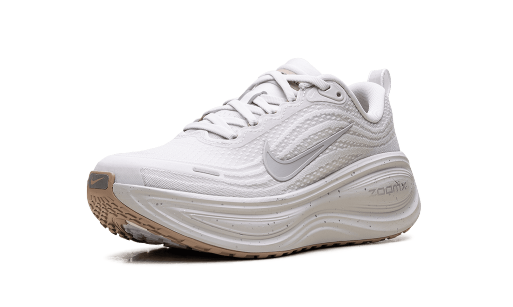 NIKE MENS Vomero Plus "Speckle Vast Grey Wolf Grey" IO4323 001 IO4323 001 from Stadium Goods