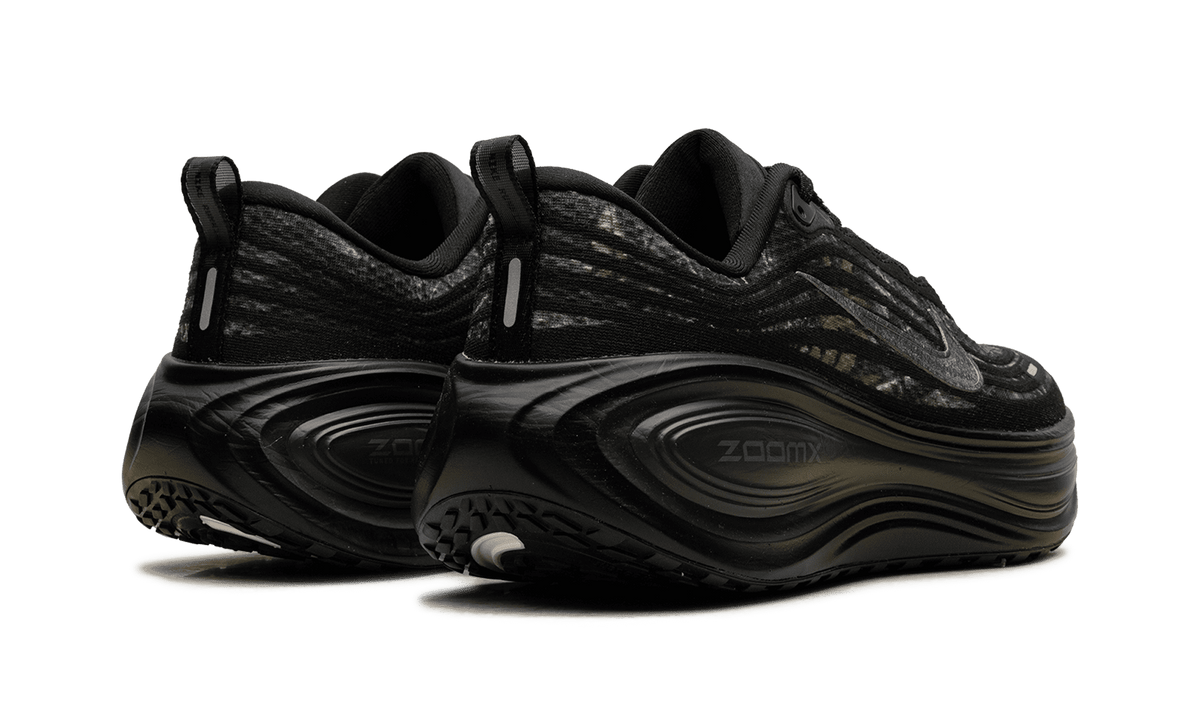 NIKE MENS Vomero Plus "Black / Dark Smoke Grey / Anthracite / Metallic Dark Grey" IM3985 001 IM3985 001 from Stadium Goods