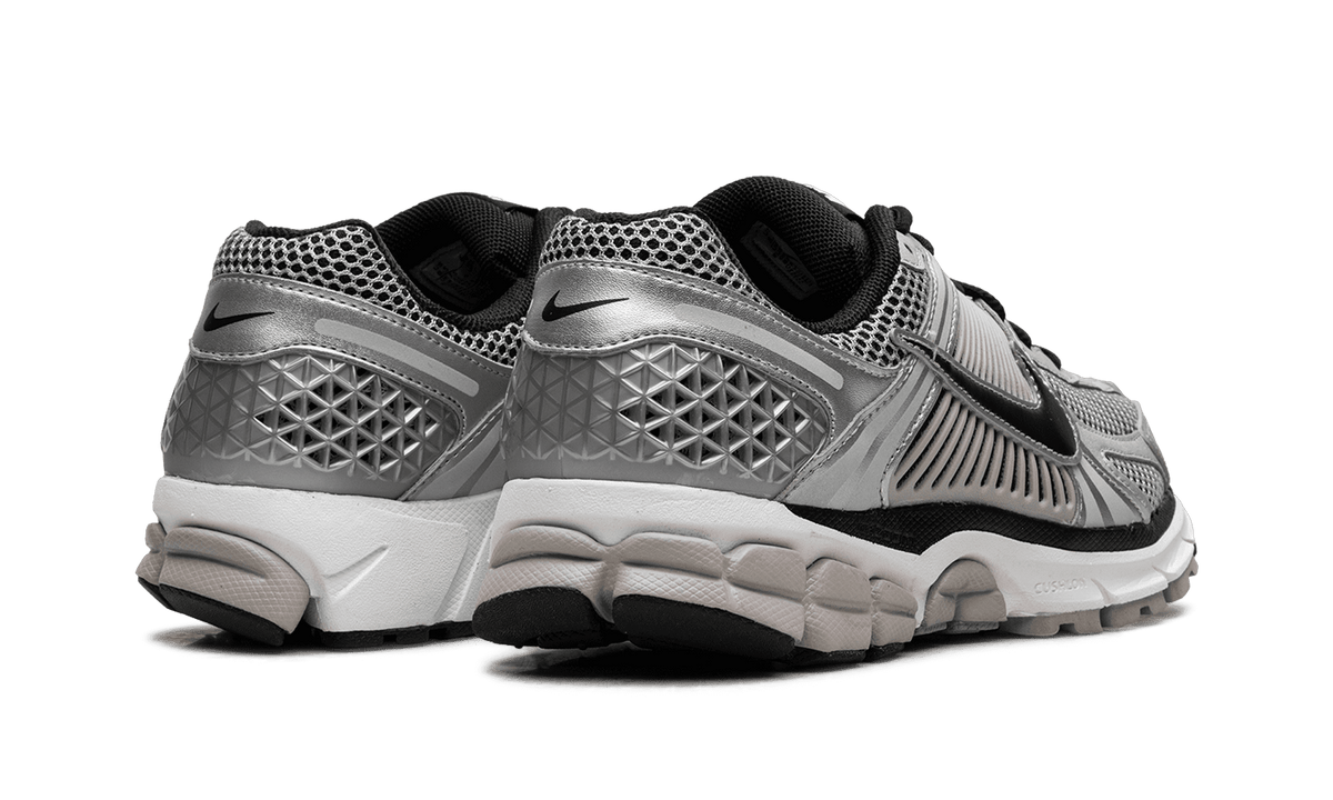 NIKE MENS Zoom Vomero 5 "Grey" FJ4151 007 FJ4151 007 from Stadium Goods