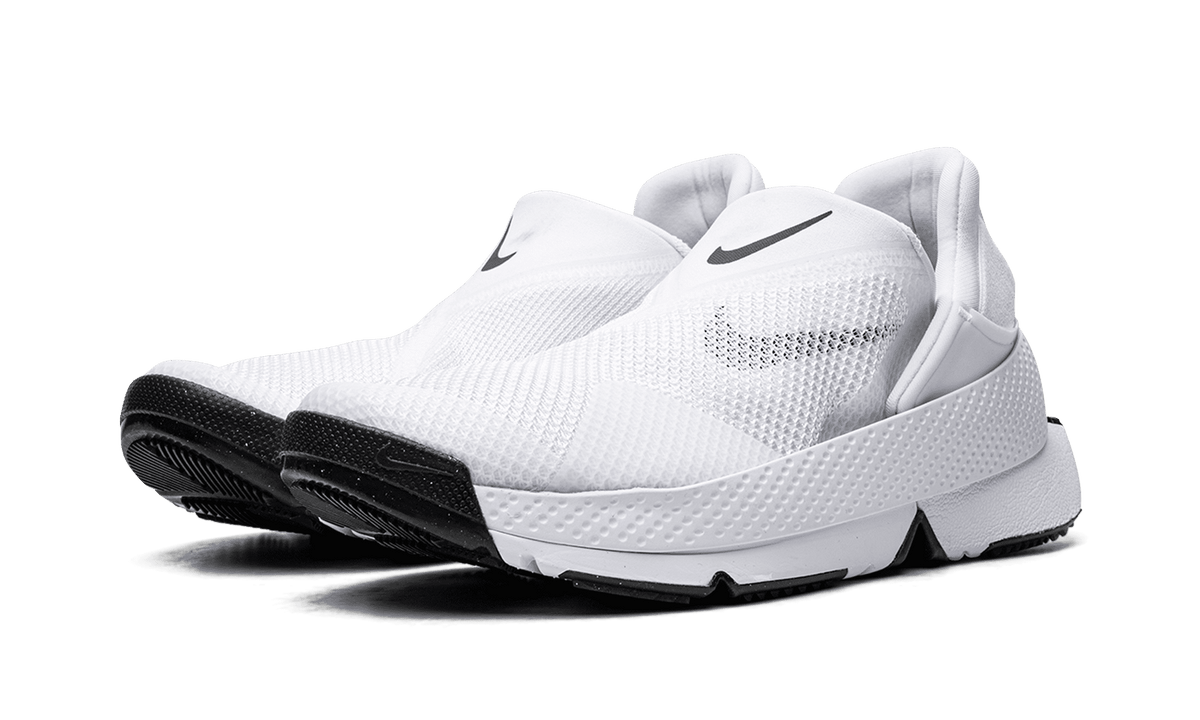 NIKE WOMENS GO FLYEASE MNS WMNS DR5540 102 from Stadium Goods