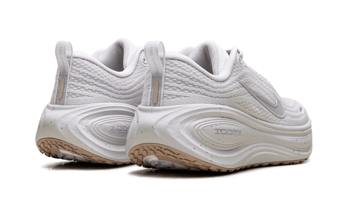 NIKE MENS Vomero Plus "Speckle Vast Grey Wolf Grey" IO4323 001 IO4323 001 from Stadium Goods