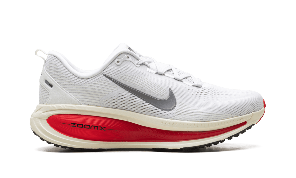 NIKE MENS Vomero 18 "Platinum Tint Siren Red Light Smoke Grey Metallic Pewter" HM6803 001 HM6803 001 from Stadium Goods