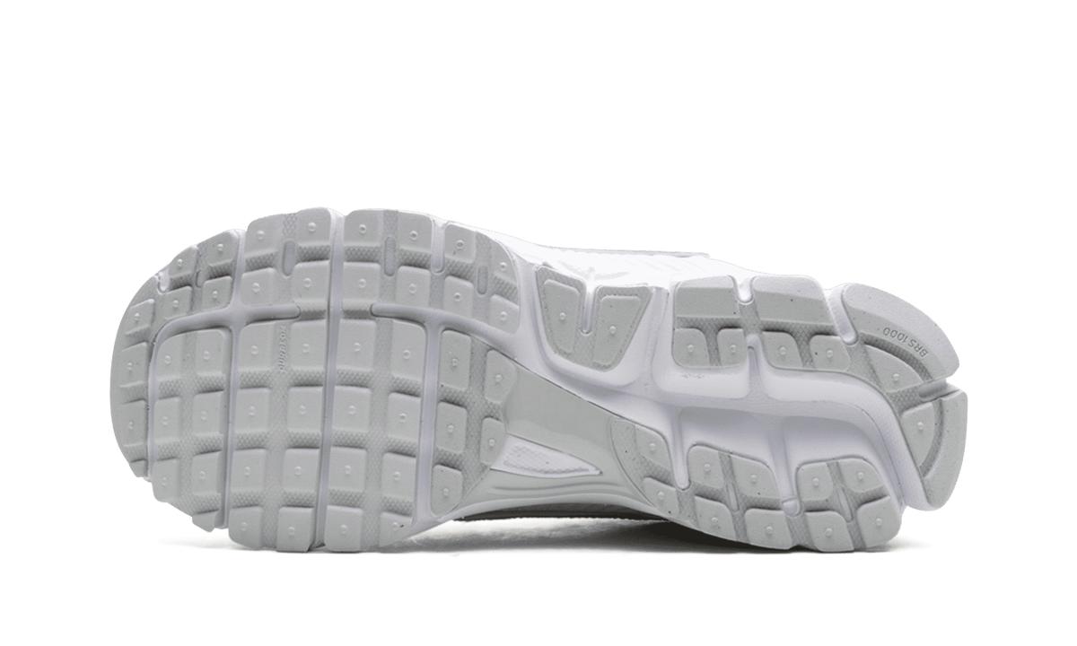 NIKE WOMENS Zoom Vomero 5 WMNS "Chrome Toe" Hf7723 100 from Stadium Goods