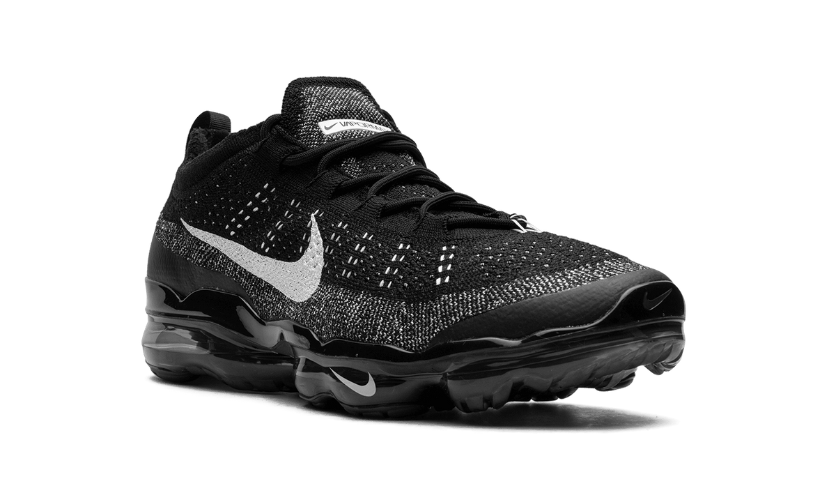 NIKE MENS Vapormax 2023 Flyknit "Oreo" DV1678 001 DV1678 001 from Stadium Goods