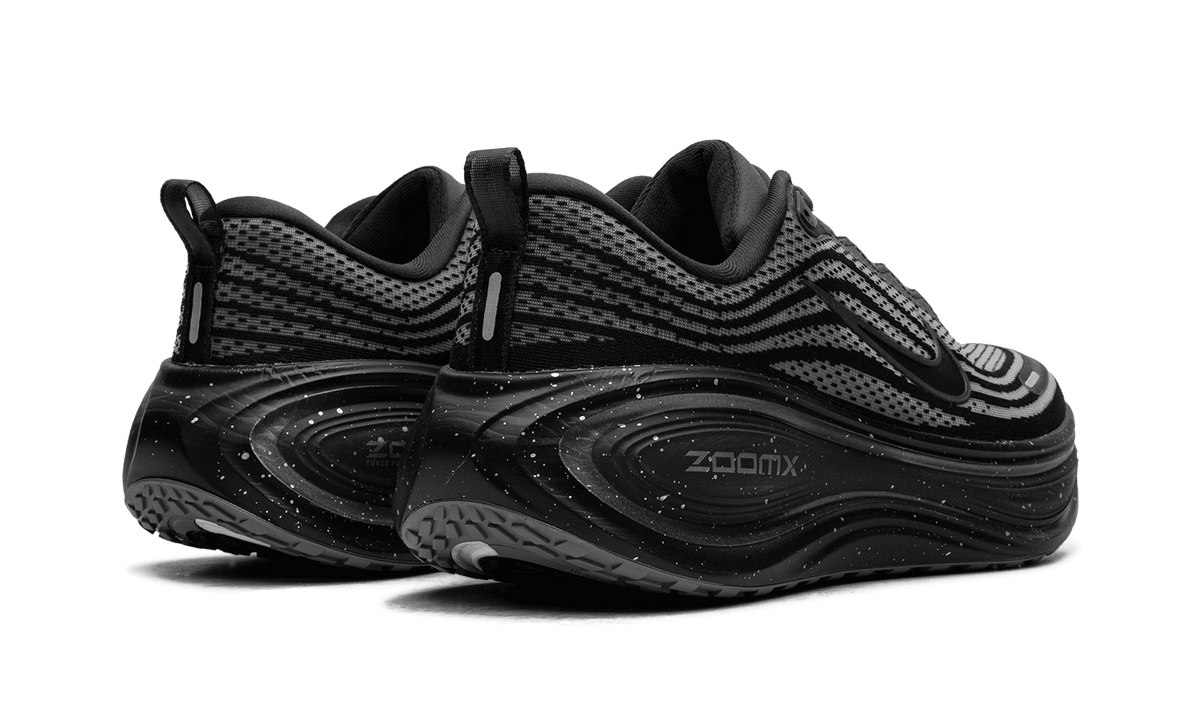 NIKE MENS Vomero Plus Speckle "Anthracite Dark Obsidian" IO4323 002 IO4323 002 from Stadium Goods