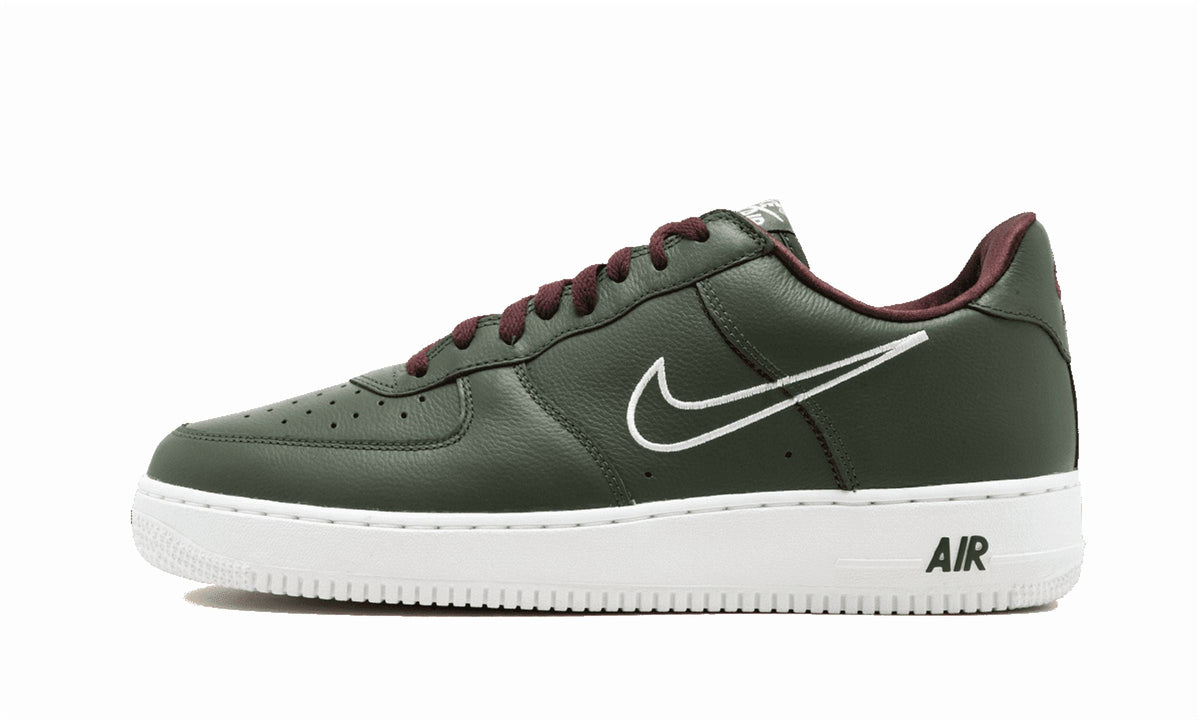 NIKE MENS Air Force 1 Low Retro "Hong Kong" 845053 300 from Stadium Goods
