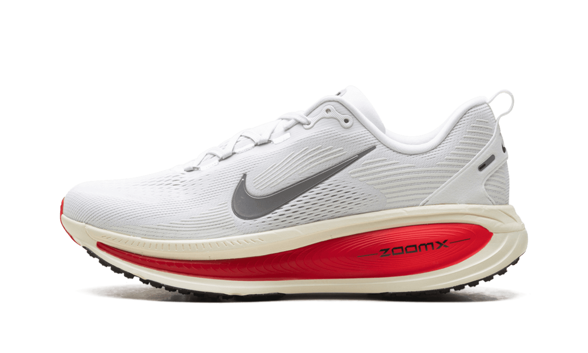 NIKE MENS Vomero 18 "Platinum Tint Siren Red Light Smoke Grey Metallic Pewter" HM6803 001 HM6803 001 from Stadium Goods