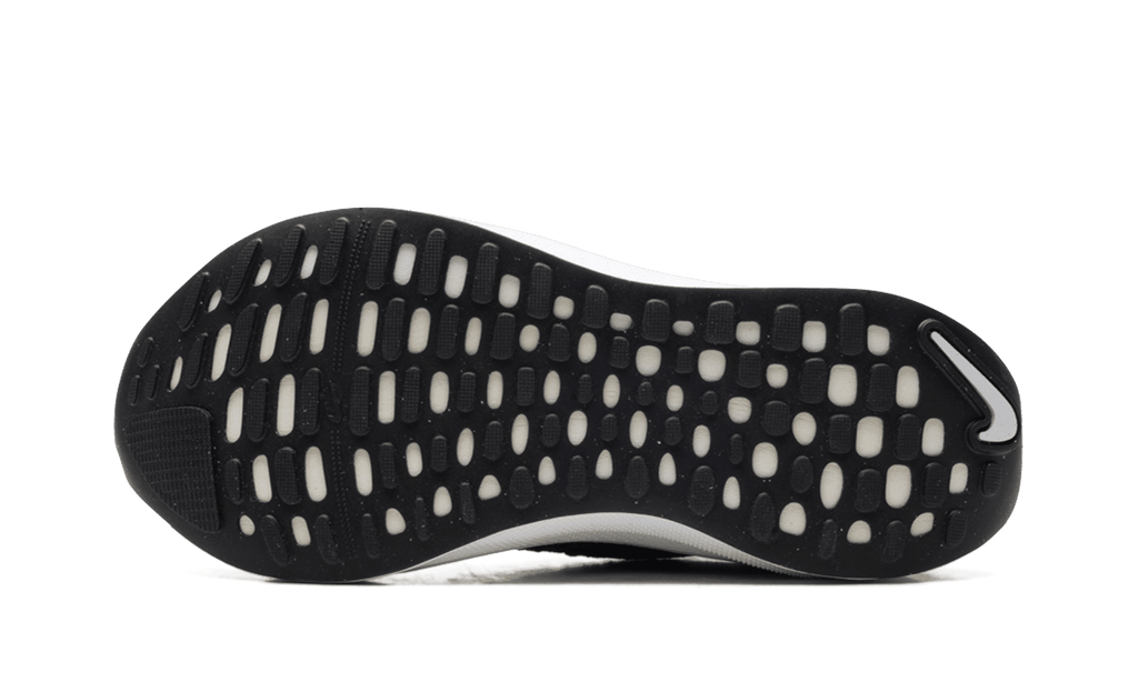 NIKE WOMENS ReactX Infinity Run 4 "Oreo" DR2670 003 DR2670 003 from Stadium Goods