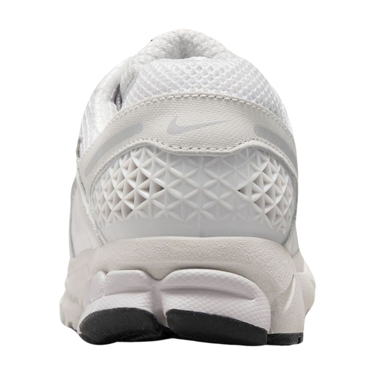 Nike Zoom Vomero 5 Beach/Sail-Light Khaki-Pale Ivory HQ0458-200 Women's Size 6