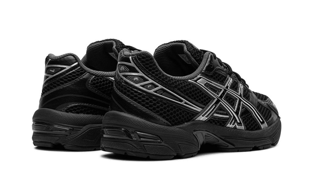 ASICS MENS Gel 1130 "Black / Pure Silver" 1201A906 001 from Stadium Goods