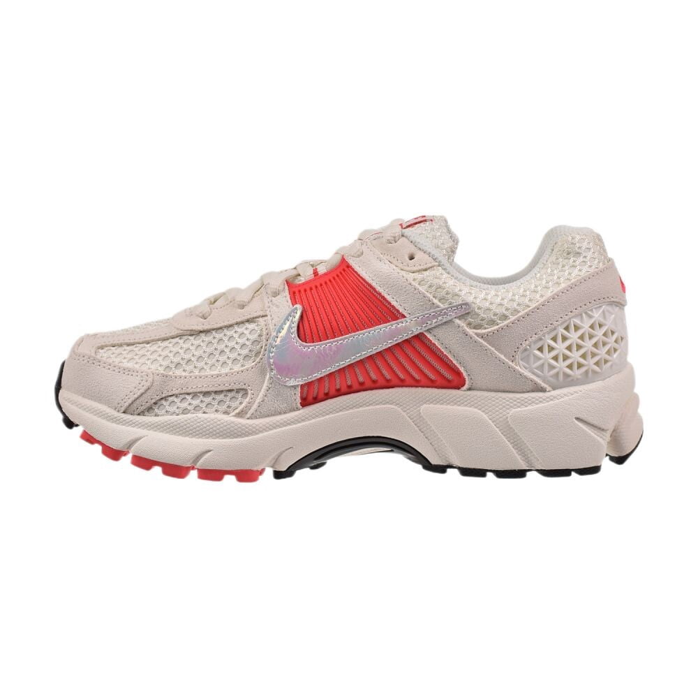 Nike Zoom Vomero 5 Beach/Sail-Light Khaki-Pale Ivory HQ0458-200 Women's Size 6