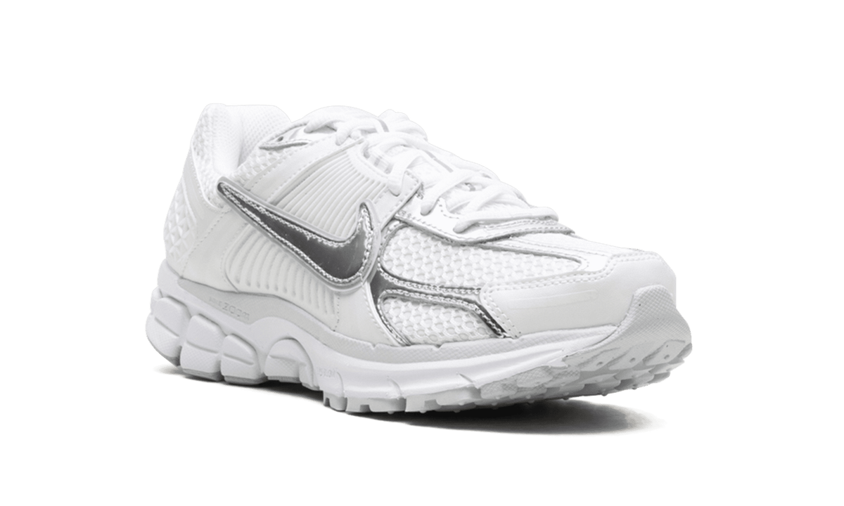 NIKE WOMENS Zoom Vomero 5 WMNS "Chrome Toe" Hf7723 100 from Stadium Goods